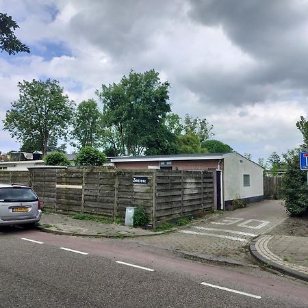 Solstice, Quiet Cottage In Bruinisse, Zeeland Exterior photo