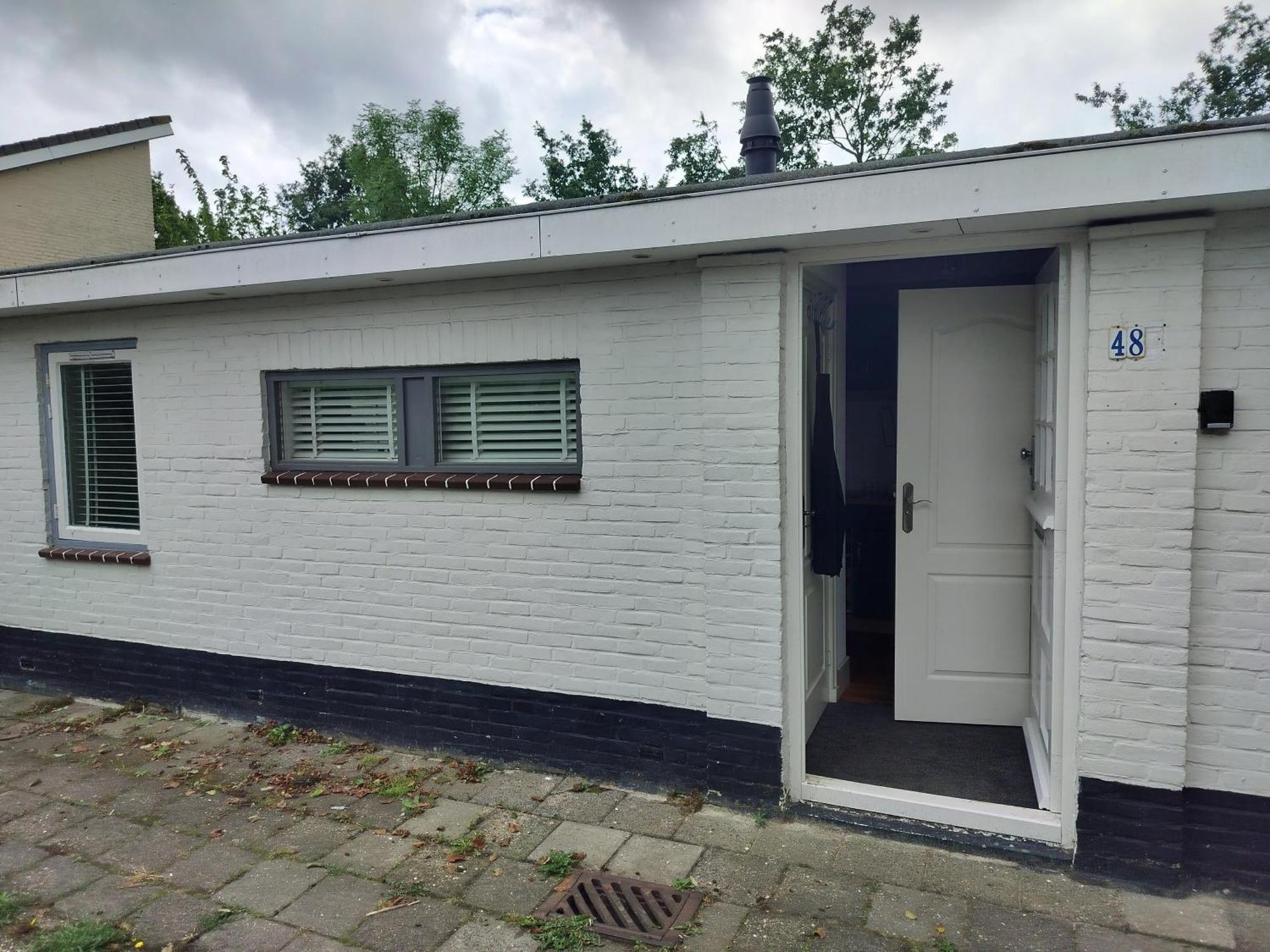 Solstice, Quiet Cottage In Bruinisse, Zeeland Exterior photo